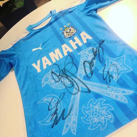 青ユニフォーム置き