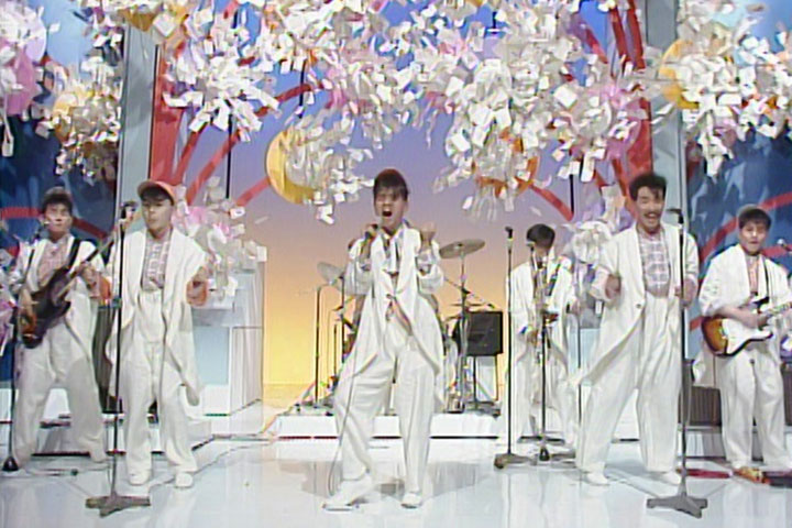 写真 3曲同時ランクイン「涙のリクエスト」チェッカーズ